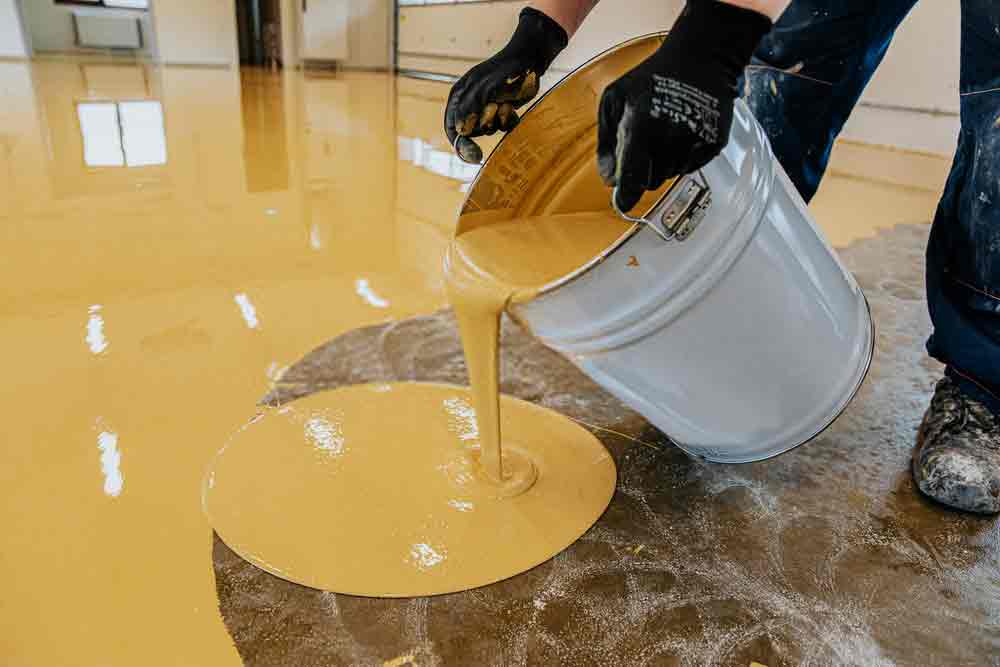 الإيبوكسي… الحل المثالي للأرضيات الصناعية والتجارية 5f35b47b004f8 epoxy flooring featured